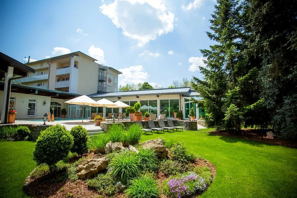Thermenhotel Quellenhof Bad Füssing ホテル